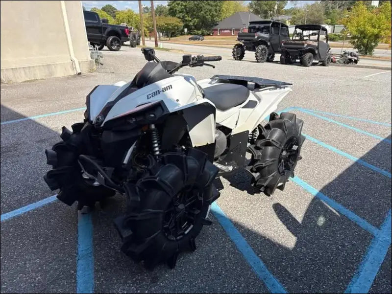 2023 Can Am Renegade 650 XXC - Machines